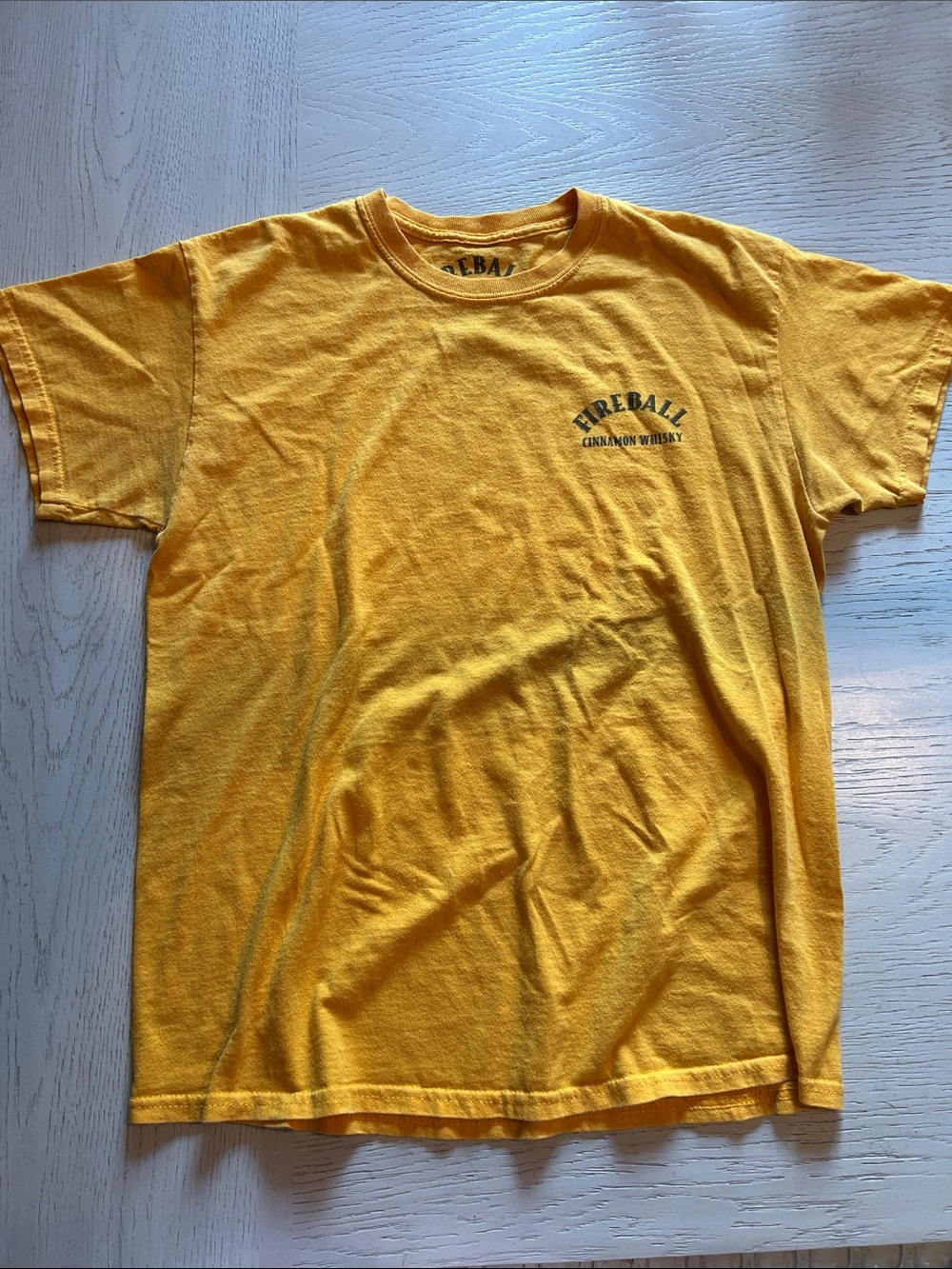 Men’s M Fireball Whiskey Short Sleeve Shirt
